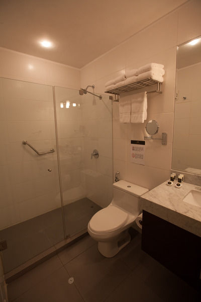 2W Apartments Service Diez Canseco Лима Экстерьер фото
