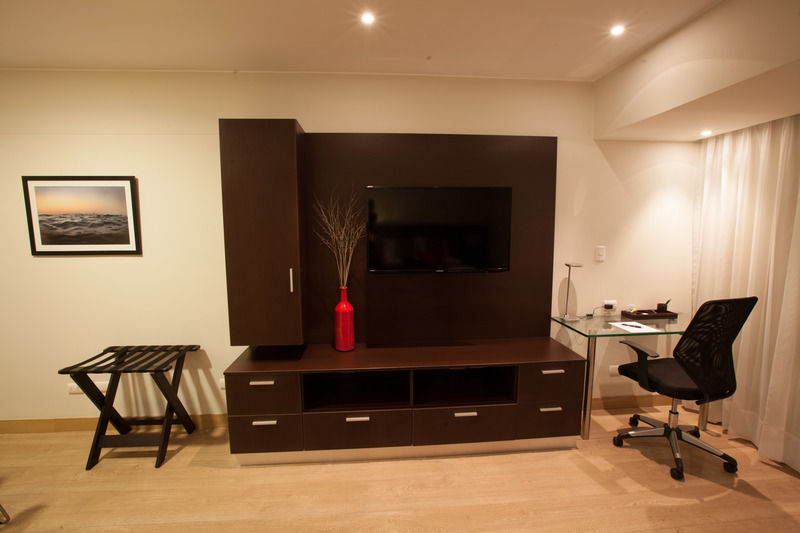 2W Apartments Service Diez Canseco Лима Экстерьер фото